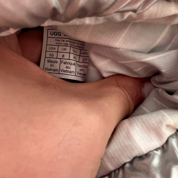 Silver moon boot style Uggs SZ10 - Picture 3 of 7